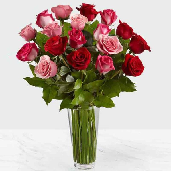 Ramo De Flores Rosas Rojas Y Rosadas
